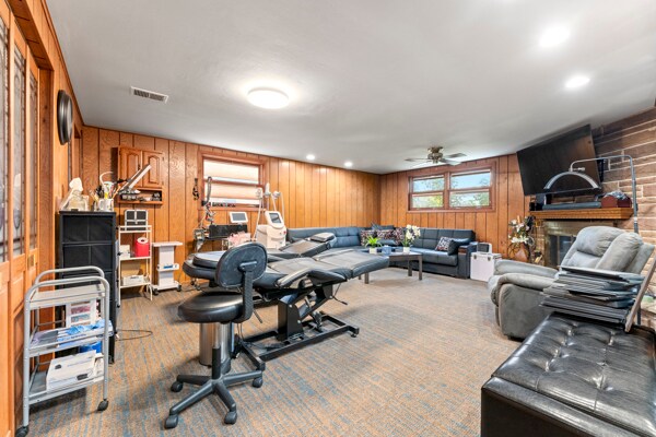 Building Photo - 1895 Birch St