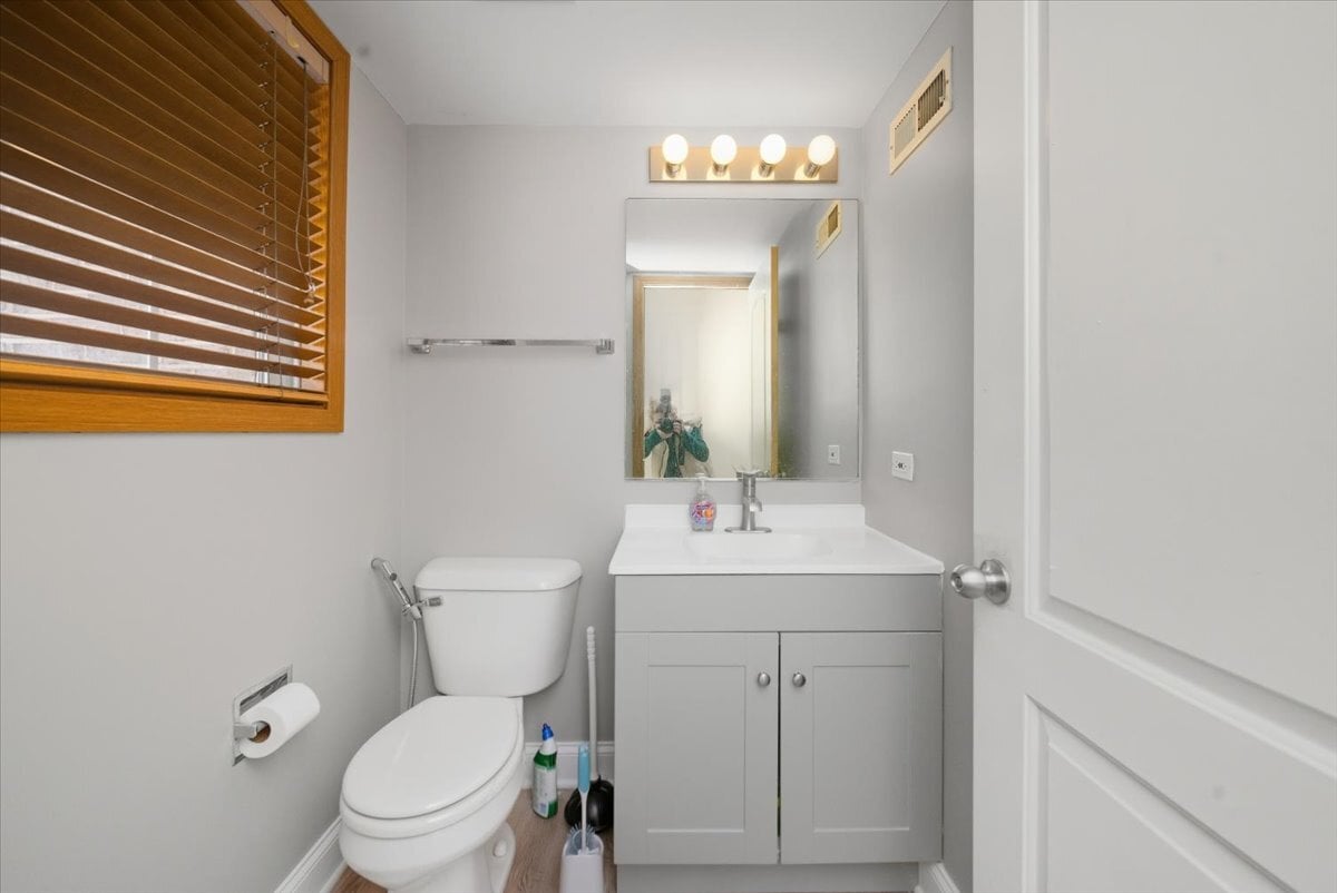 Building Photo - 118 Cambrian Ct