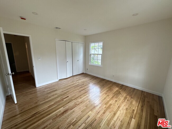 Building Photo - 7907 Anise Ave