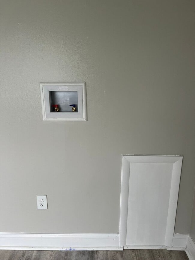 Building Photo - Luxury 1 BD, 1 BA Apartment in Mt Joy!