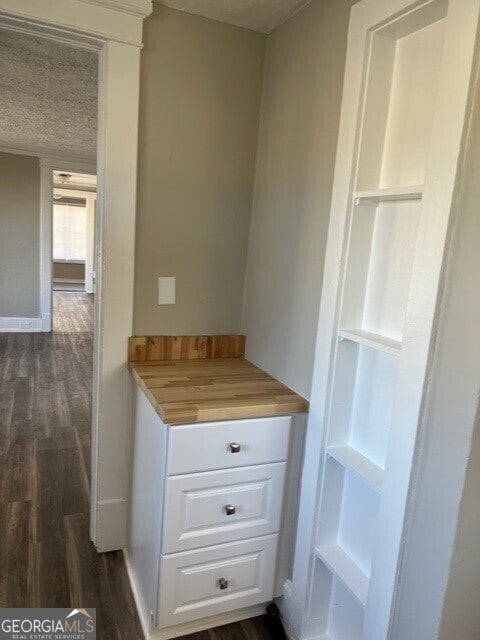 Building Photo - 1802 Temple Ave