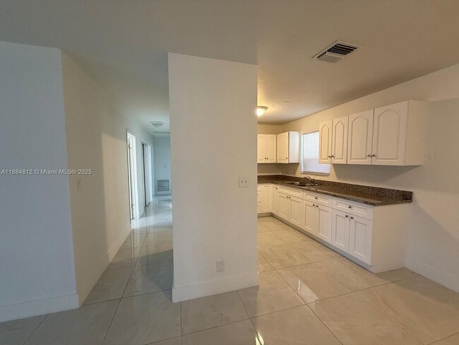 Building Photo - 3440 NW 4th St