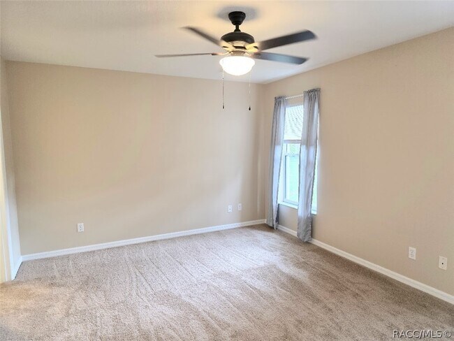 Building Photo - 9676 N Jourden Dr