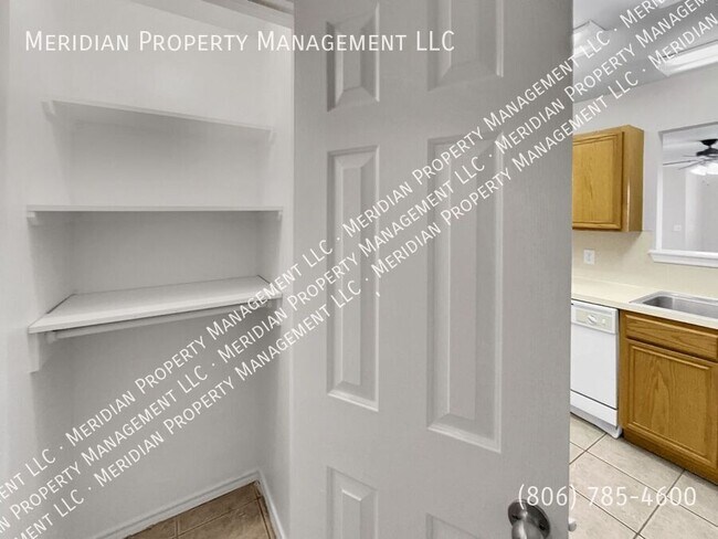 Building Photo - 312 N Brentwood Ave