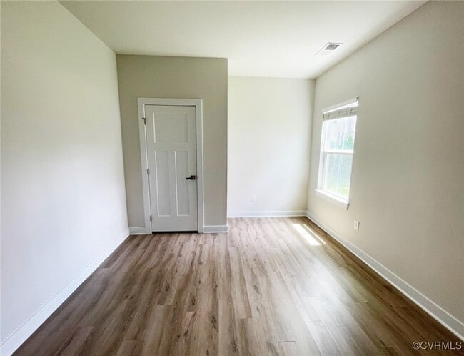 Building Photo - 6331 Sagamore Way