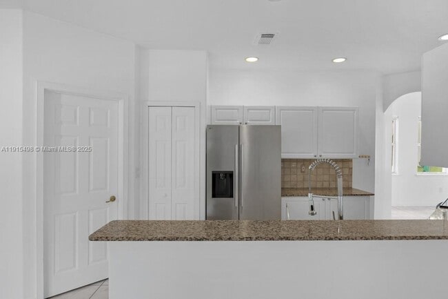 Building Photo - 4863 NW 109th Path