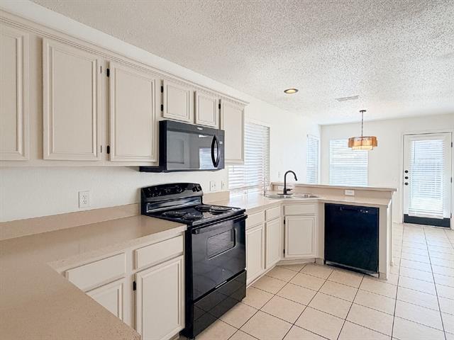 Building Photo - 8516 Auburn Dr