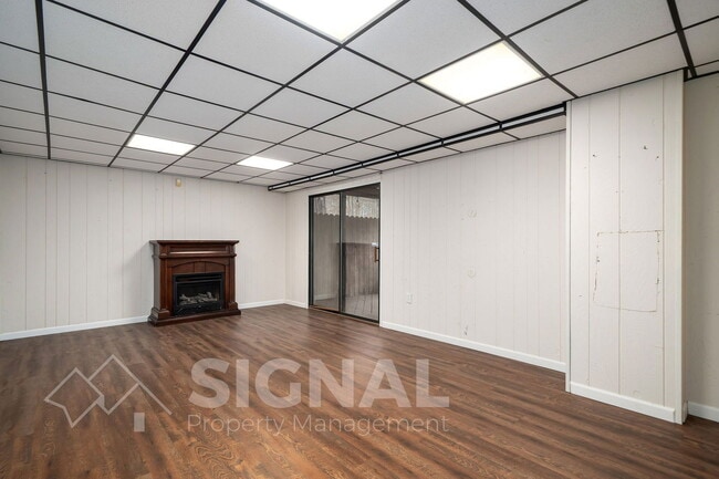 Building Photo - 2817 Altadena S Way