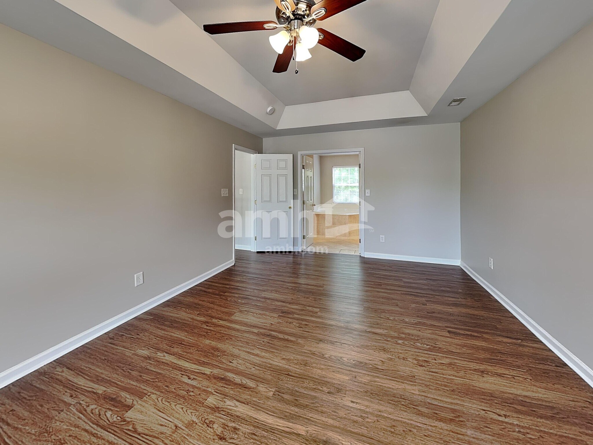 Building Photo - 1009 Yarrow St