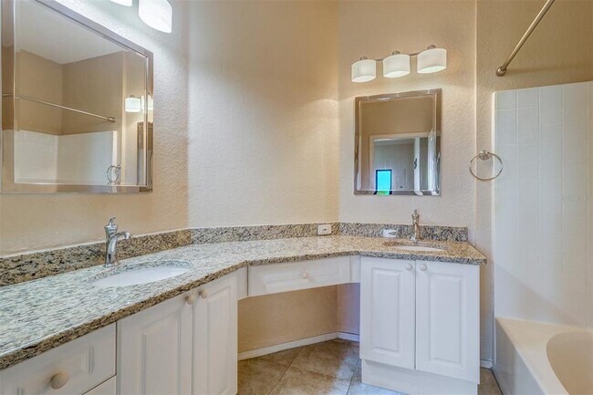Building Photo - 2765 Via Cipriani St