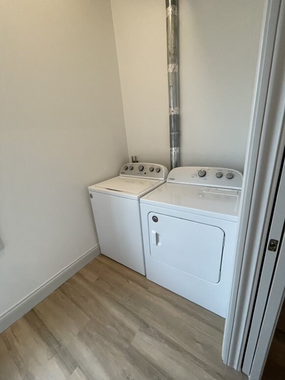 Washer & Dryer - 117 W Columbus Ave