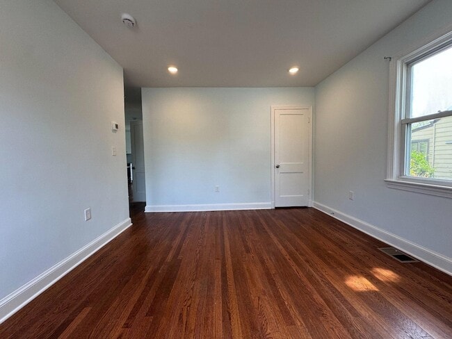 Building Photo - 9405 Rhode Island Ave