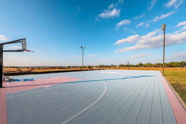 Building Photo - 8216 Casa Verde Rd