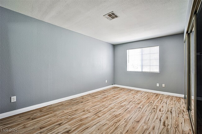Building Photo - 8410 Eldora Ave