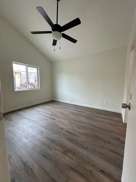 Building Photo - 3623 W 105th St