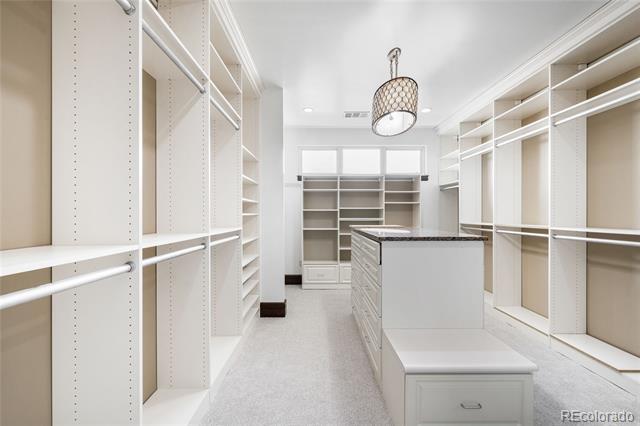 Building Photo - 1665 Central St