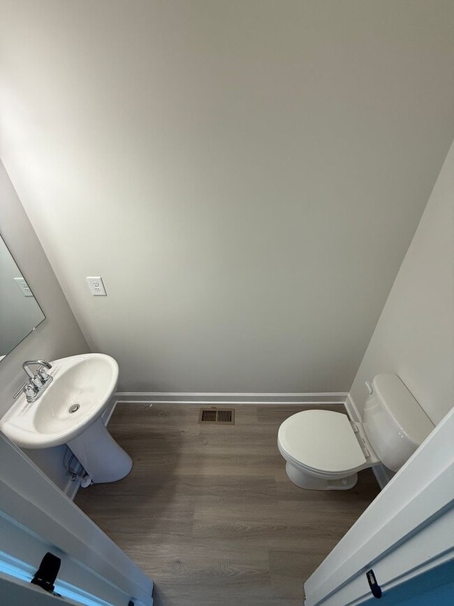 Building Photo - BRAND NEW TOWNHOMES AVALIABLE NOW