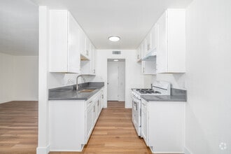 Interior Photo - Sherman Way Biltmore