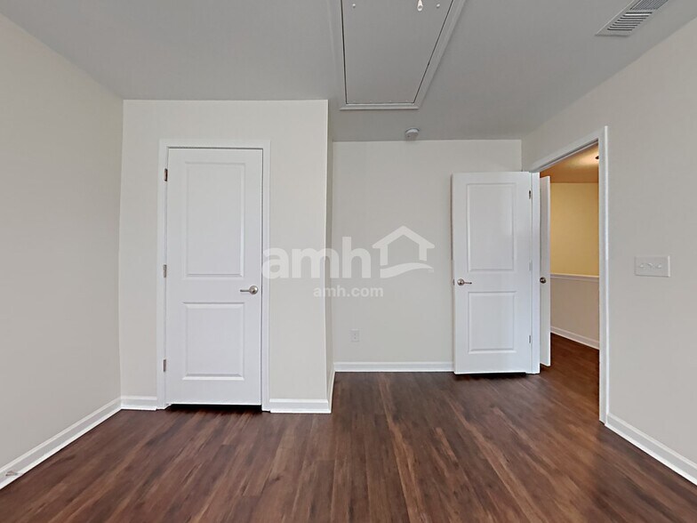 Building Photo - 1721 Muirwood Blvd