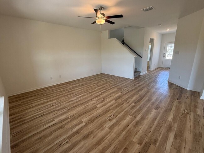 Building Photo - Move-In Ready 4BR with Private Yard & Fire Pit – Won’t Last!