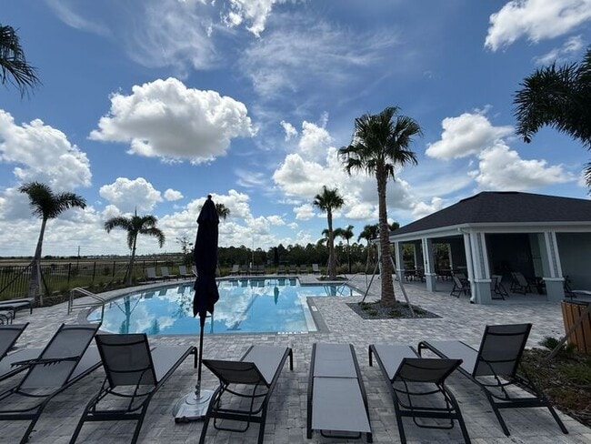 Building Photo - Brand New Townhome in Gardenia Reserve