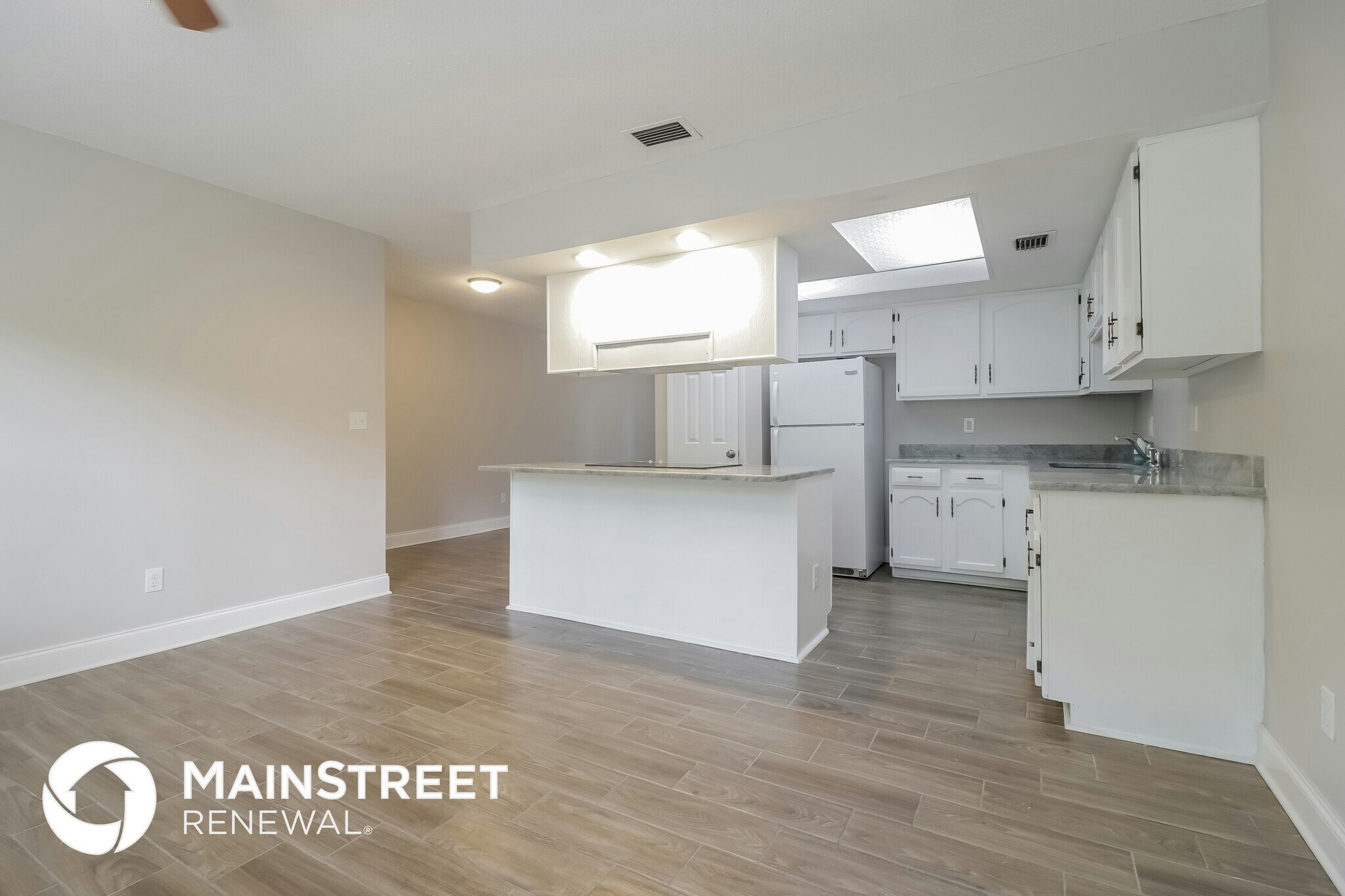 Building Photo - 44 Plover Ave