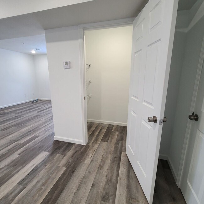 Building Photo - Townhomes Now Available in Strafford MO!