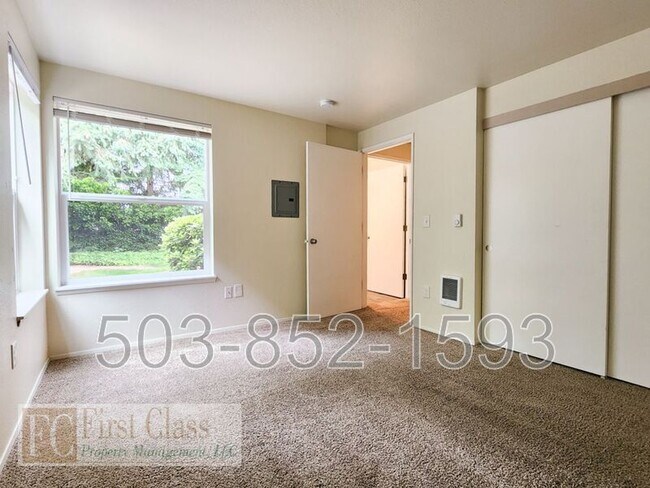 Building Photo - 1235 NW 183rd Ave