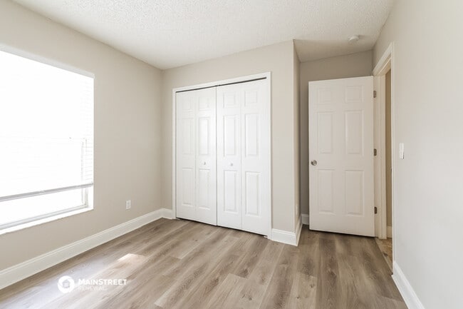 Building Photo - 227 Walpole Loop