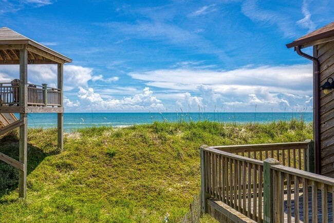 Building Photo - FURNISHED OFF-SEASON MONTHLY RENTAL-STARTI...
