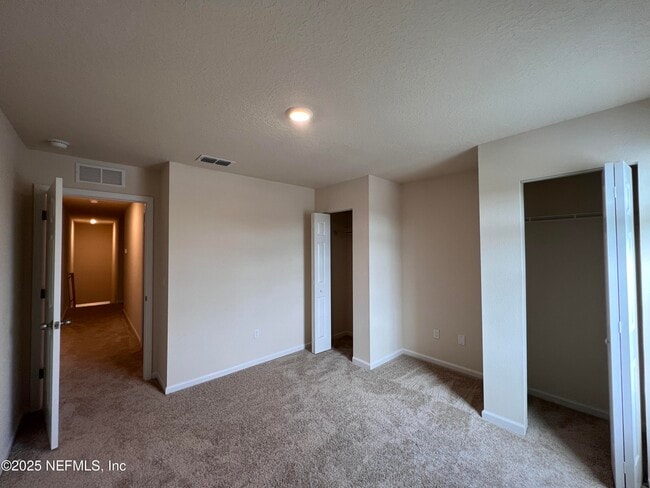 Building Photo - 813 Observatory Pkwy