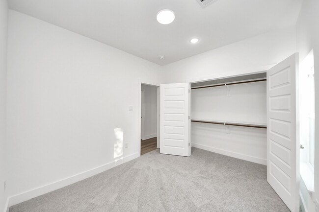 Building Photo - 9409 Caddo Rd