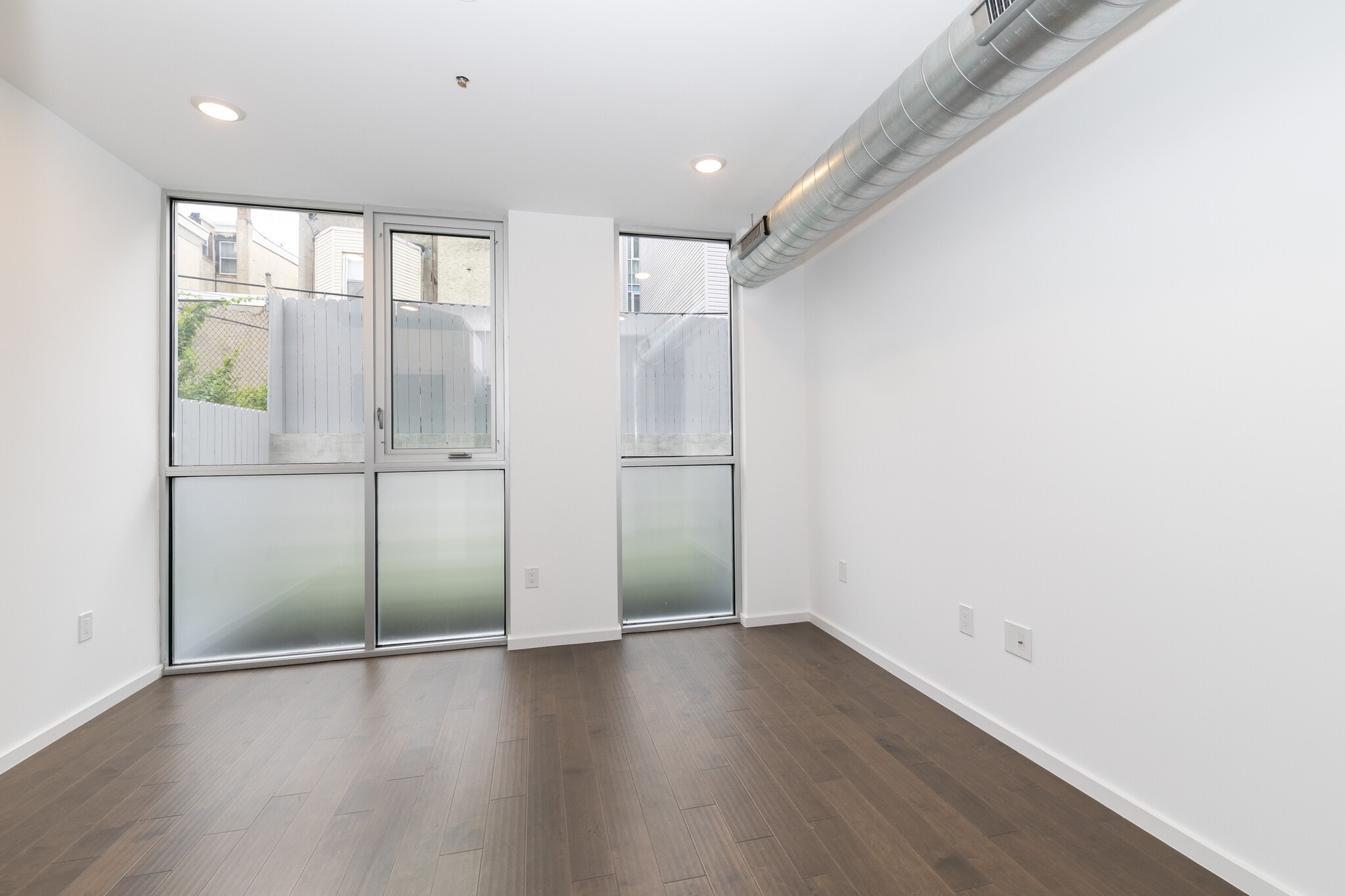 Building Photo - 1520 N Marshall St