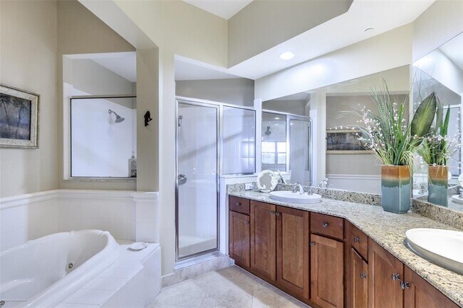 Building Photo - 8581 Amberjack Cir