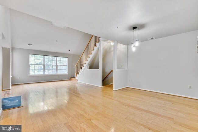 Building Photo - 624 Brickhouse Rd