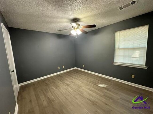 Building Photo - 503 Coventry Ct