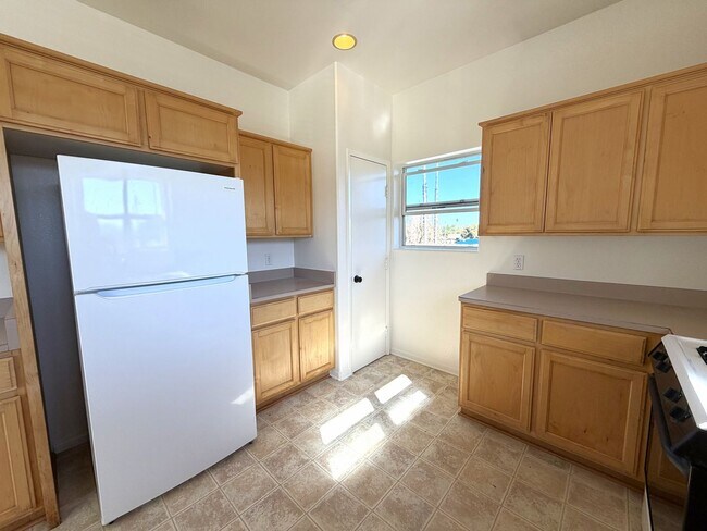 Building Photo - l31400