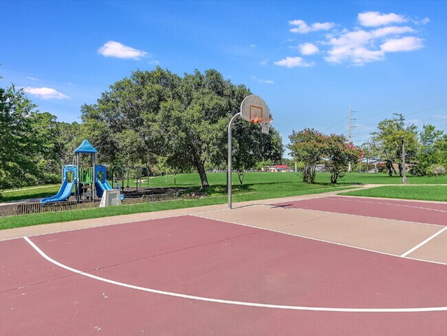 Building Photo - 2403 Bosque Dr