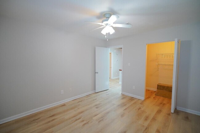 Building Photo - 1303 Airport Dr