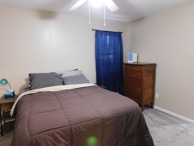 Building Photo - 842 Halifax Cir