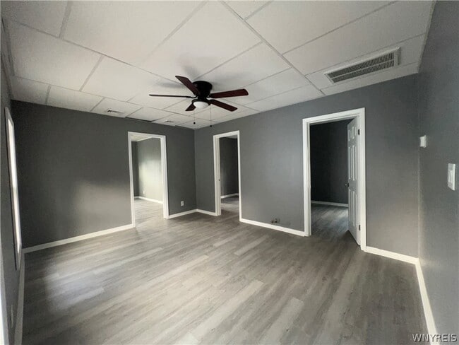 Building Photo - 165 Roland Ave