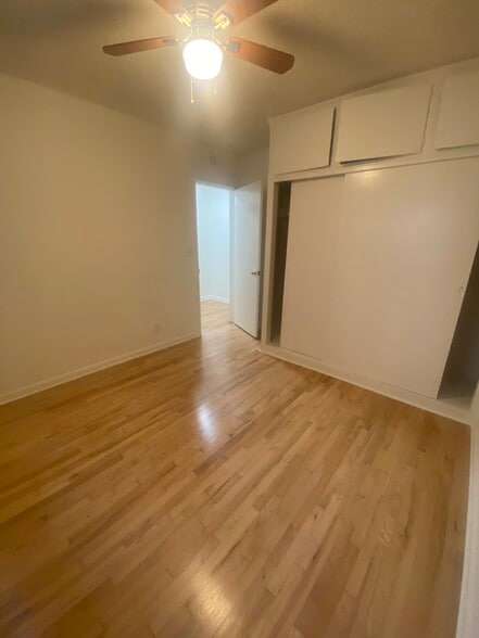 Building Photo - Grismer Cove