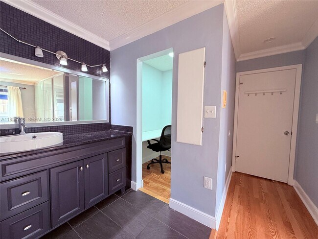 Building Photo - 14832 SW 91st Terrace