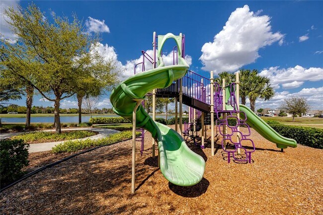 Building Photo - 5556 Summer Sunset Dr