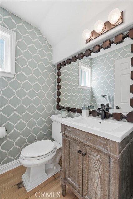 Building Photo - 1738 Manhattan Ave