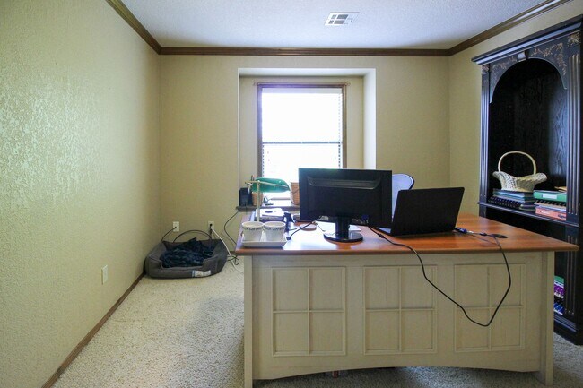 Building Photo - Space Galore In This Jenks South East Home!