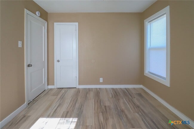 Building Photo - 1108 Culp Ave