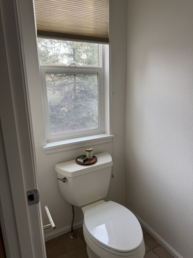 Building Photo - 3 Bed 2.5 Bath - The Parks at Broken Top.