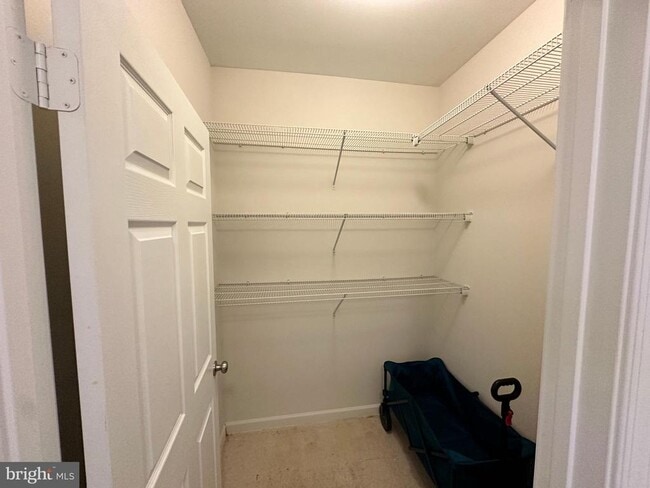 Building Photo - 12901 Centre Park Cir