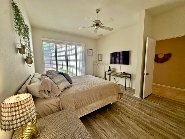 Building Photo - 57600 Interlachen